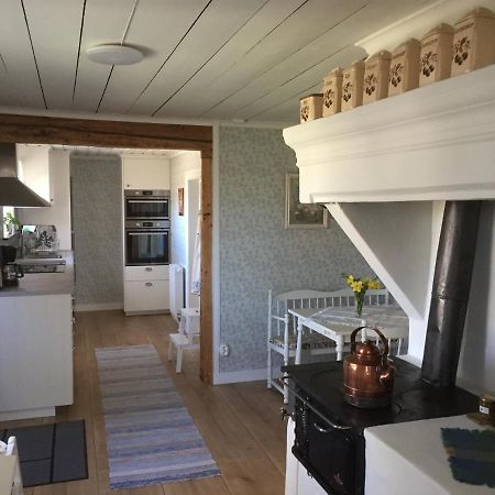 Stenbrottets Lillstuga Falköping Eksteriør bilde